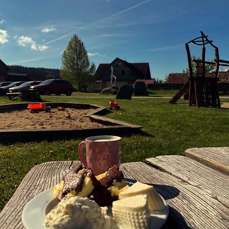 Pension Biofarma Slunecna Želnava Buitenkant foto